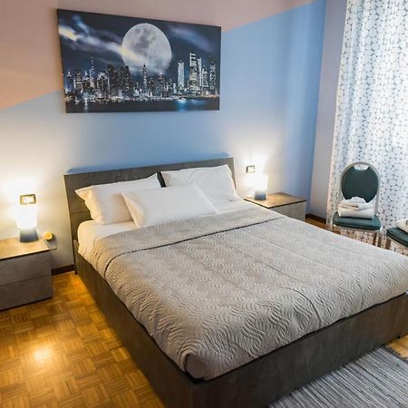 Elegant Apartment In Bergamo Center Luaran gambar