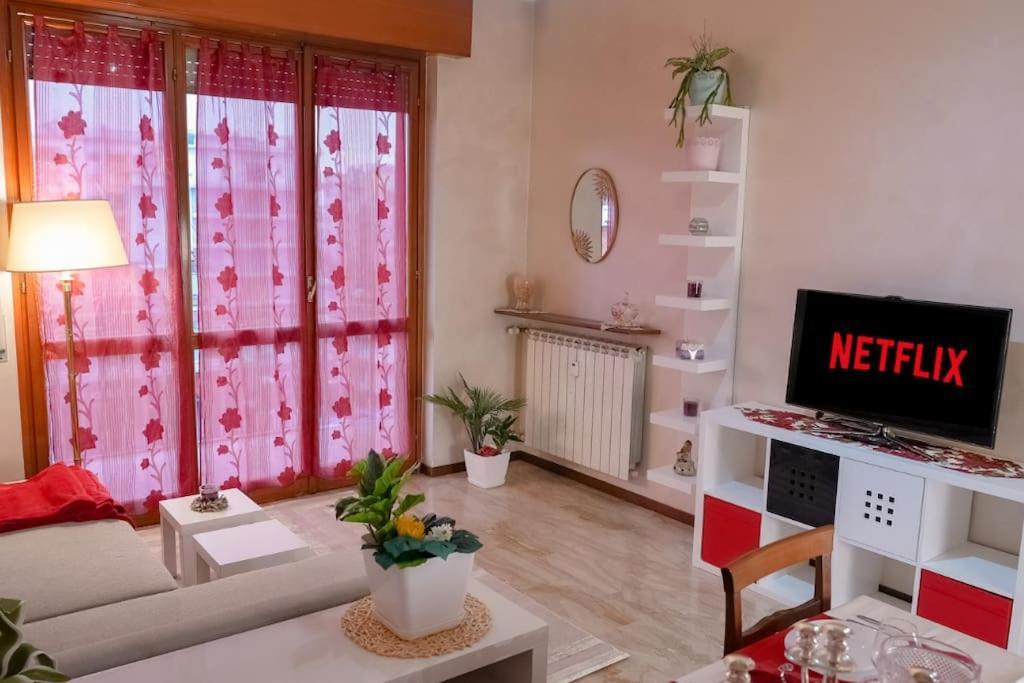 Elegant Apartment In Bergamo Center Luaran gambar