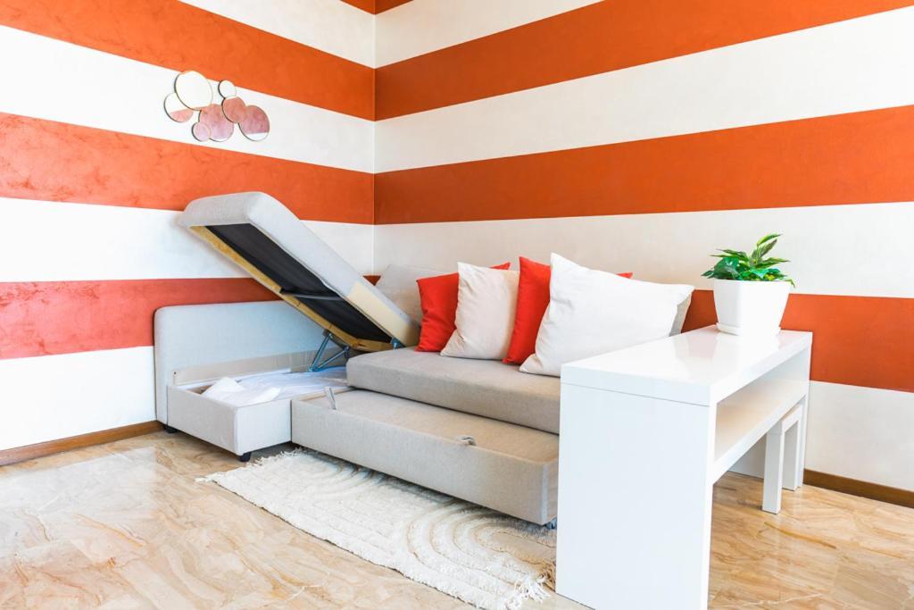 Elegant Apartment In Bergamo Center Luaran gambar