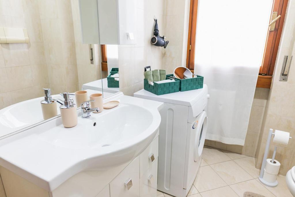 Elegant Apartment In Bergamo Center Luaran gambar
